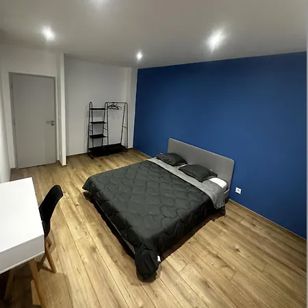- Grenoble, Caserne De Bonne